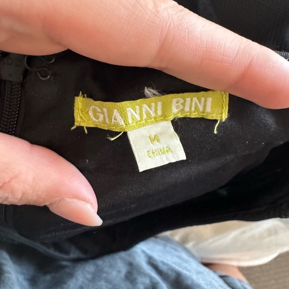 Gianni Bini Amelia Swing Embroidered Skirt Plus matching top in medium as well - Picture 4 of 4